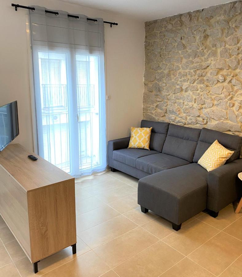 Apartaments L'Escala Centre エクステリア 写真