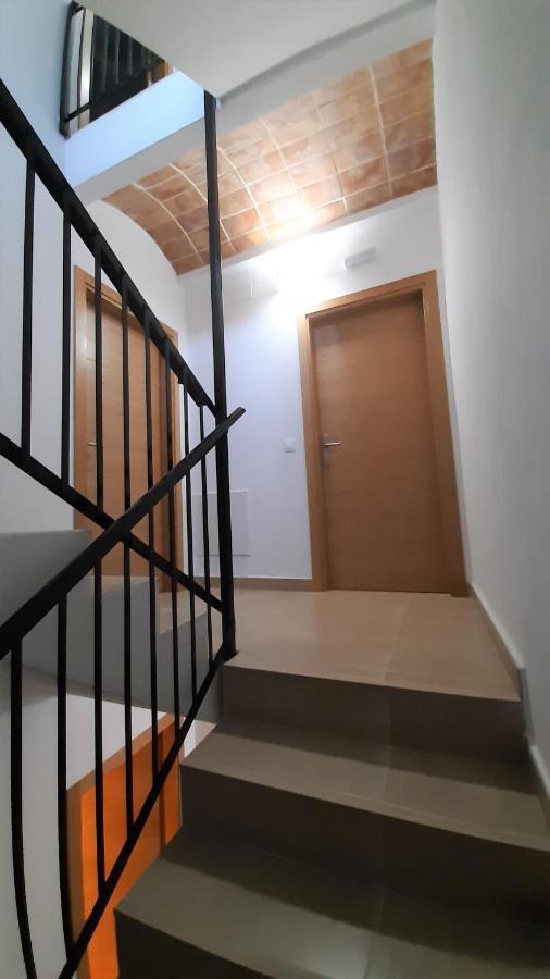 Apartaments L'Escala Centre エクステリア 写真