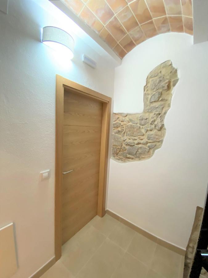 Apartaments L'Escala Centre エクステリア 写真