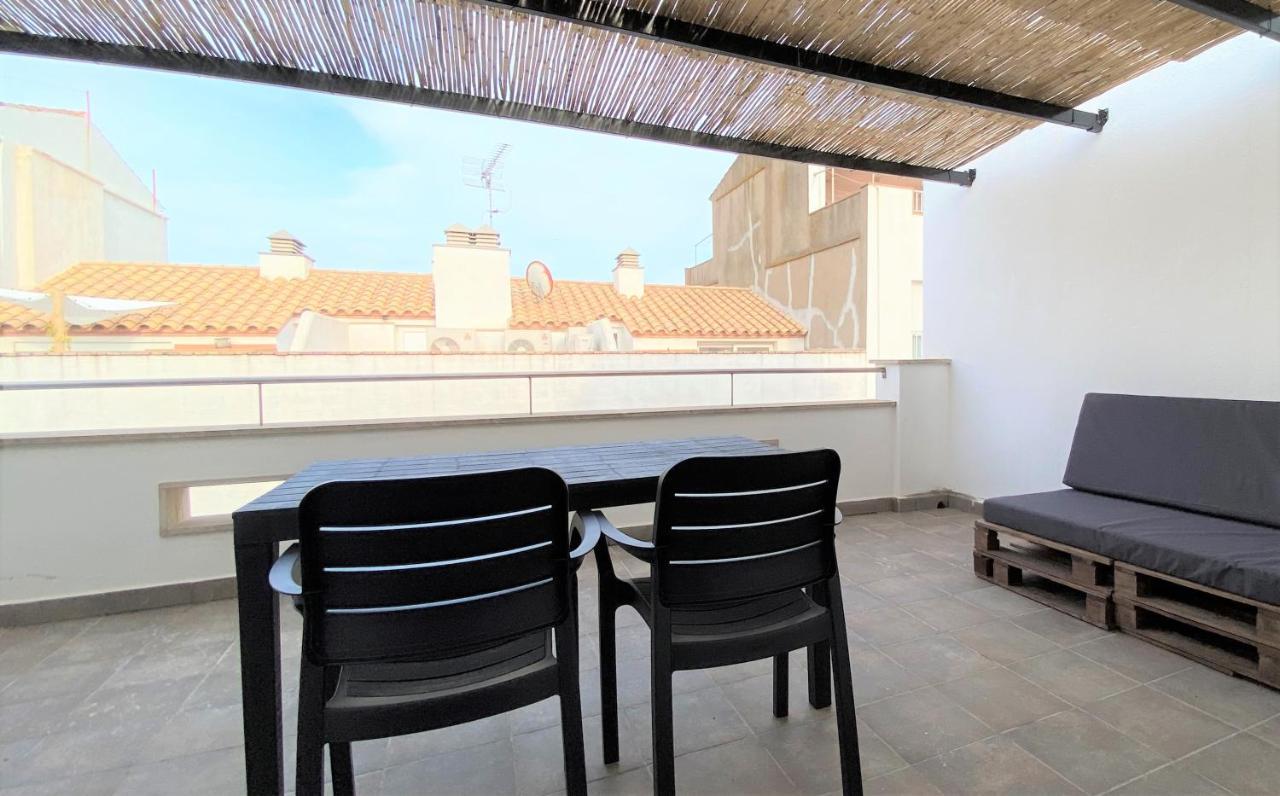 Apartaments L'Escala Centre エクステリア 写真